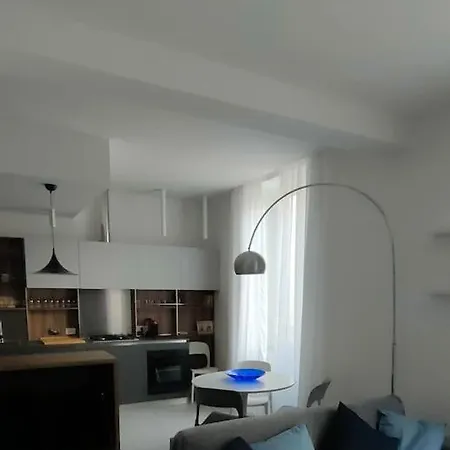 Casadisam - Comfort E Stile Al Centro Apartamento *